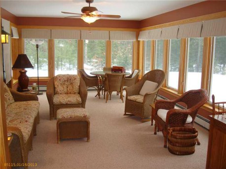 Sun Room Listing photo 7