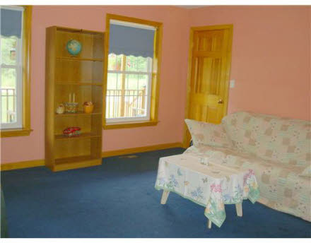 Listing photo 9